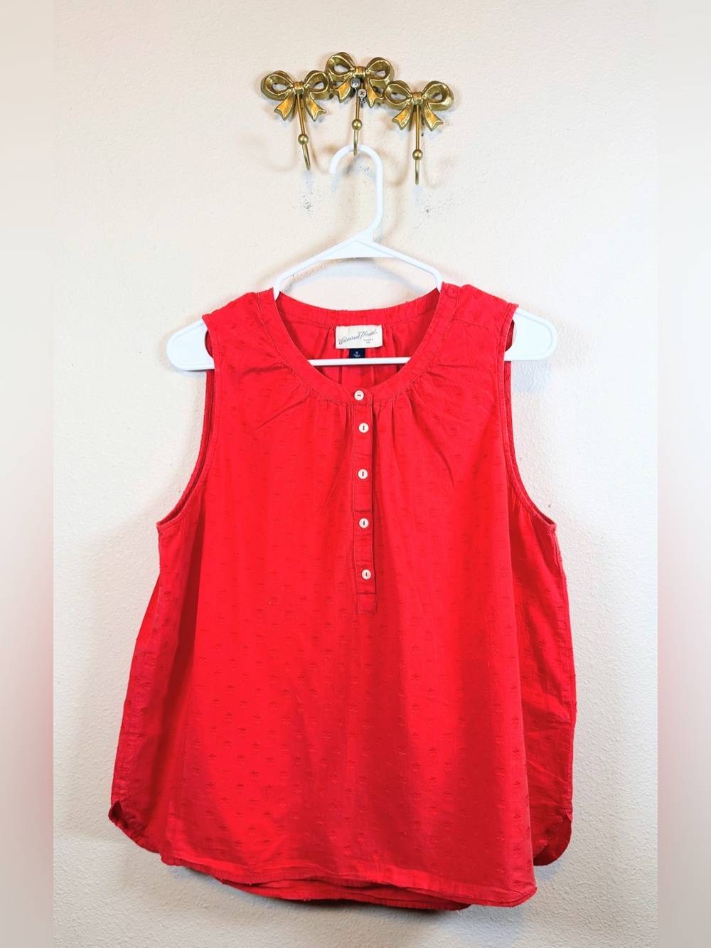 Universal Thread Orange:Red Sleeveless Button-Front Henley Tank. Size XL